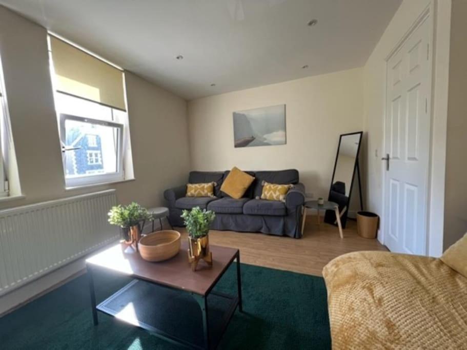 Ferienwohnung Short Term Lets From £15 Per Person Per Night Bristol Exterior foto